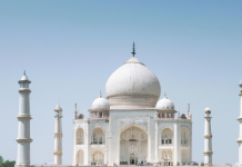 ভারতের শীর্ষ ১০ পর্যটক আকর্ষণ